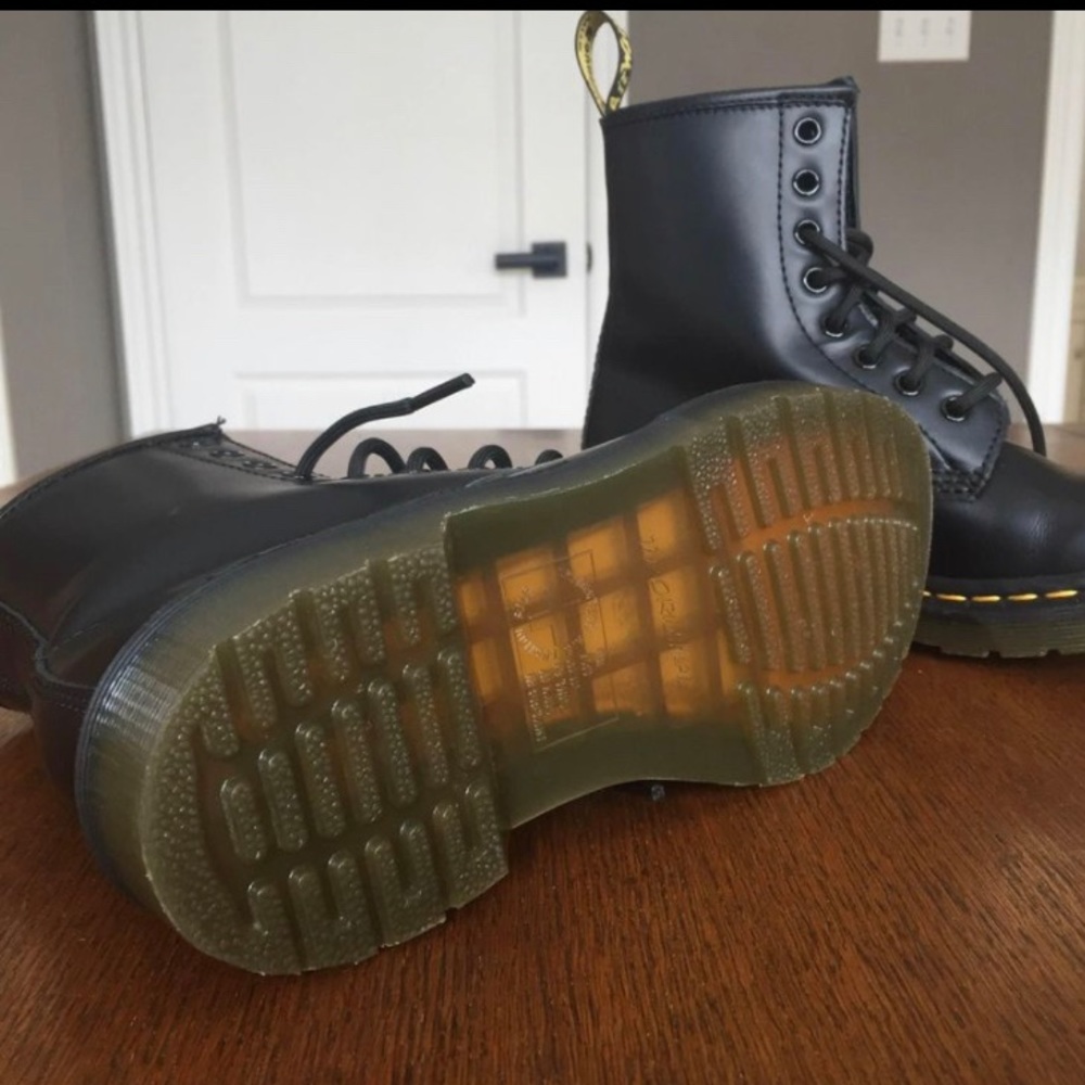 Ladies size 5 Doc Martins